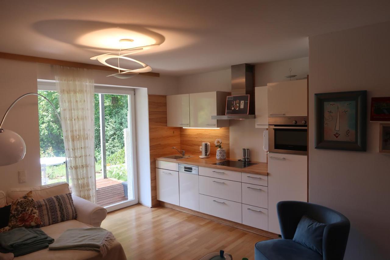 Apartment Im Rosentraum Mit Privater Terasse Баден-Баден Екстериор снимка