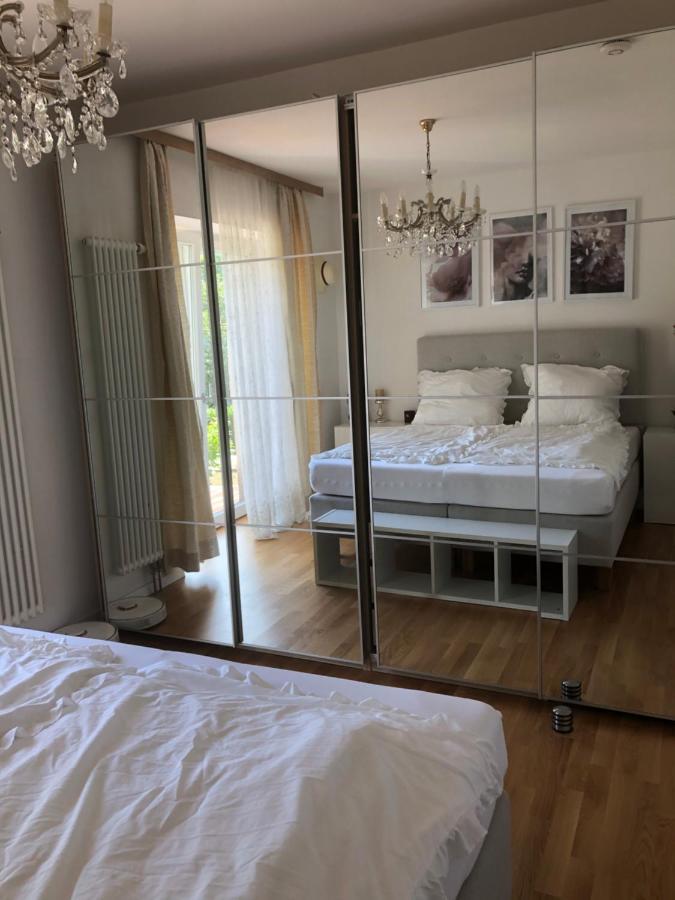 Apartment Im Rosentraum Mit Privater Terasse Баден-Баден Екстериор снимка